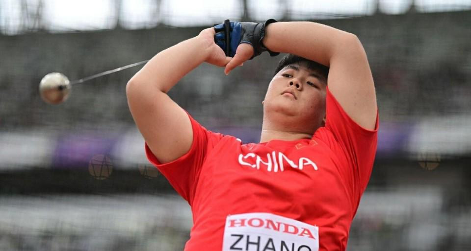 并在今年打, 常强的竞争 并在今年打, 常强的竞争