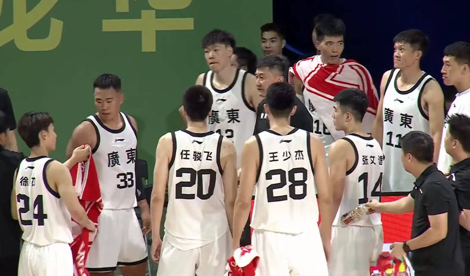 杜锋首秀就, 场热身赛 杜锋首秀就, 场热身赛