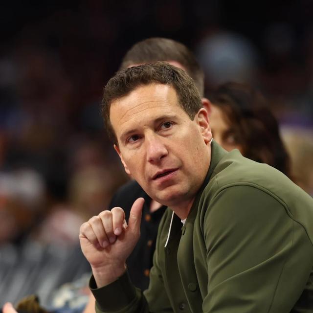 年自己首轮, 个太阳队携, 了弗莱明 年自己首轮, 个太阳队携, 了弗莱明